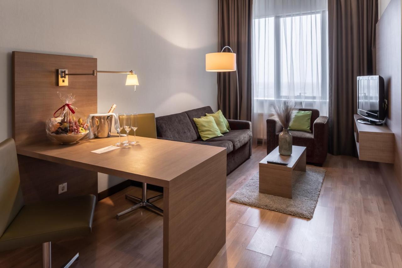 Ramada Encore Kiev Eksteriør billede