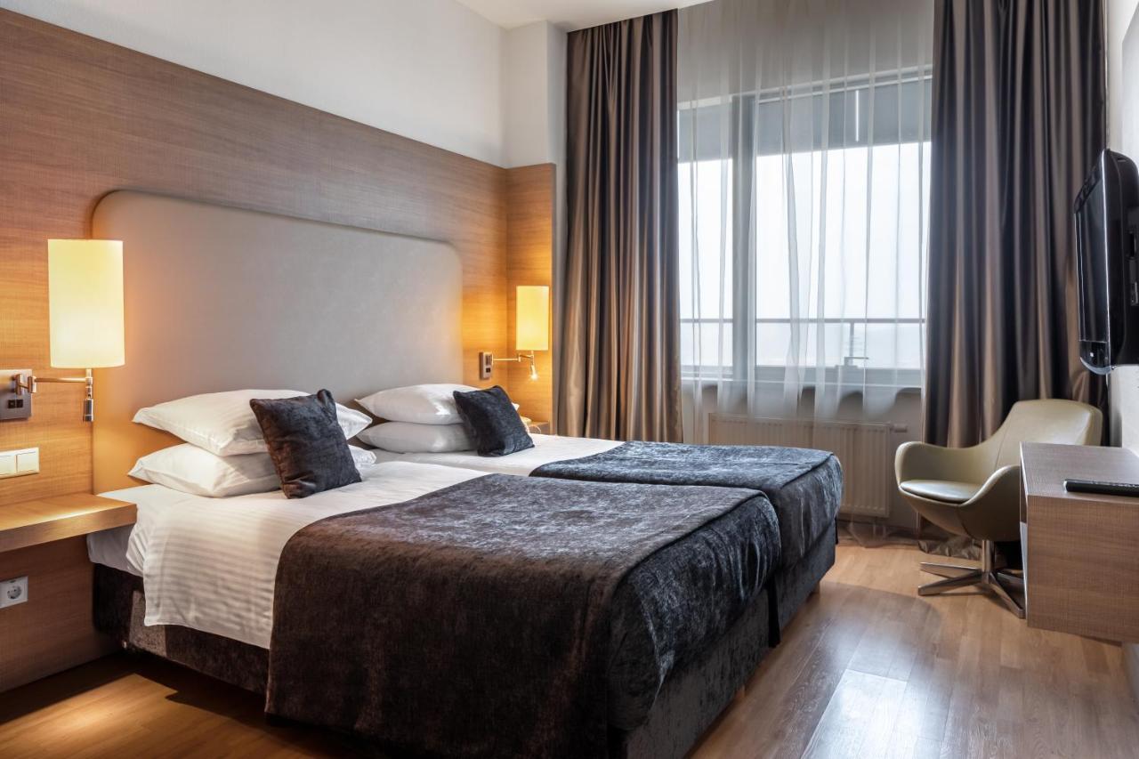 Ramada Encore Kiev Eksteriør billede