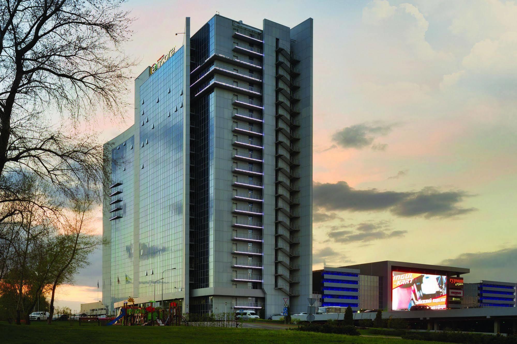 Ramada Encore Kiev Eksteriør billede